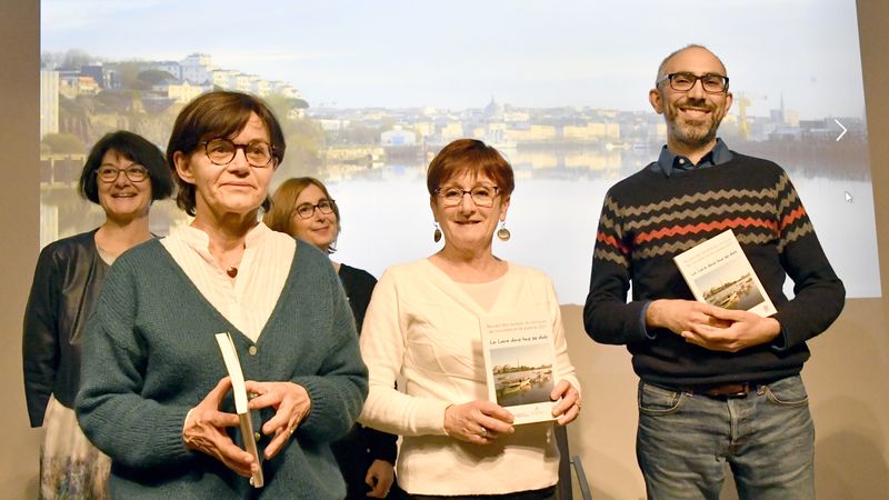 Le jury, composé de 60 lecteurs, a récompensé jeudi 3 mars 2022, 12 nouvelles et 6 poésies qui figureront dans un recueil édité à 300 exemplaires. © Rodolphe Delaroque
